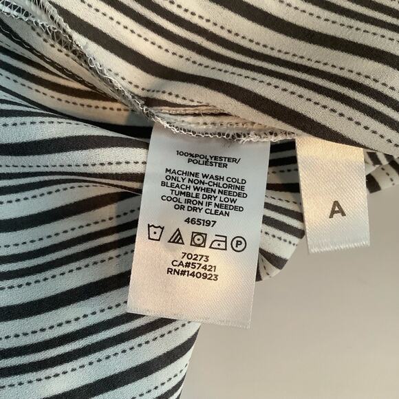 LOFT Gray And White Striped Crochet Detail Flutter Sleeve Top XS - Picture 6 of 6